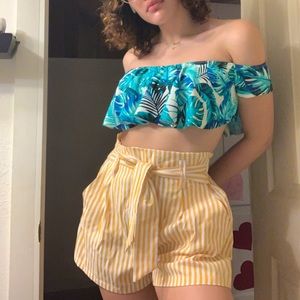 SOLD - ‼️Haute Monde Striped Paperbag Shorts‼️